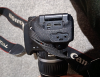 VENDO BARATO   CÂNON  EOS REBEL T3i