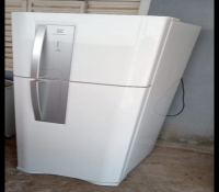 Cláudio Refrigeração | Conserto de Geladeiras, freezers e Má
