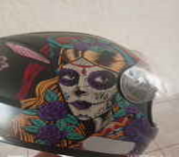 Capacete feminino