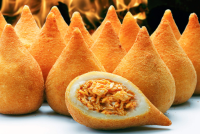 coxinha de frango saborosa fone 112773-9090