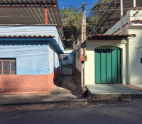 Vendo casa bem localizada no centro de sjdr